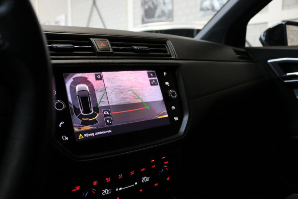 Seat Arona 1.0 TSI FR Business Intense | VIRTUAL COCKPIT | LED | CAMERA | DODEHOEK SENSOREN | SIGNATURE | VOL OPTIES |