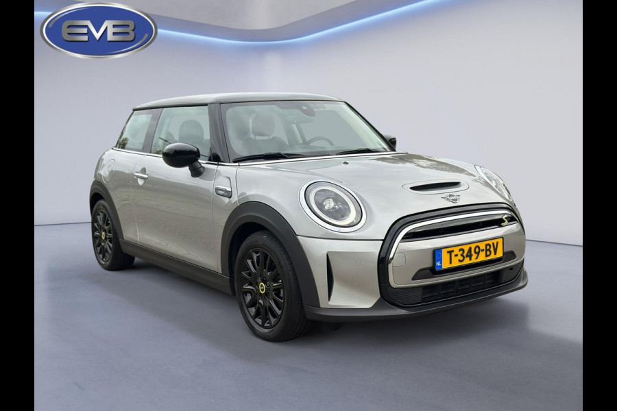 MINI Mini Electric CAMDEN automaat 33 kWh, 12912 km, 1/2 lederen sportinterieur, stoelverwarming, 1 e eigenaar, nl auto met nap MINI Mini Electric CAMDEN automaat 33 kWh, 12912 km, 1/2 lederen sportinterieur, stoelverwarming, 1 e eigenaar, nl auto met nap