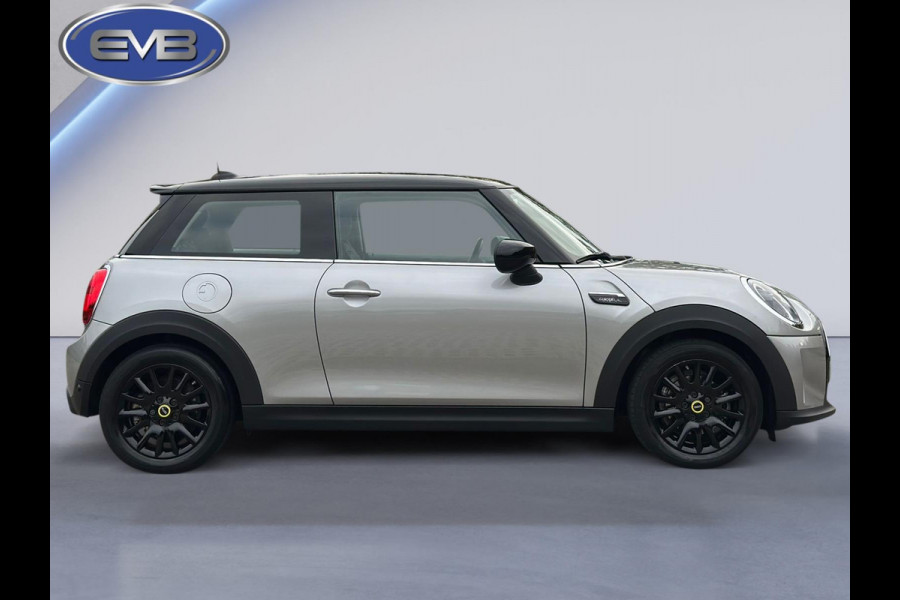 MINI Mini Electric CAMDEN automaat 33 kWh, 12912 km, 1/2 lederen sportinterieur, stoelverwarming, 1 e eigenaar, nl auto met nap MINI Mini Electric CAMDEN automaat 33 kWh, 12912 km, 1/2 lederen sportinterieur, stoelverwarming, 1 e eigenaar, nl auto met nap