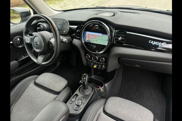 MINI Mini Electric CAMDEN automaat 33 kWh, 12912 km, 1/2 lederen sportinterieur, stoelverwarming, 1 e eigenaar, nl auto met nap MINI Mini Electric CAMDEN automaat 33 kWh, 12912 km, 1/2 lederen sportinterieur, stoelverwarming, 1 e eigenaar, nl auto met nap