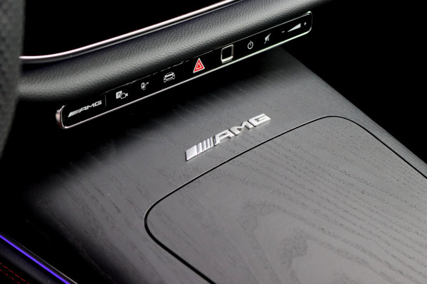 Mercedes-Benz E-Klasse Estate AMG 53 4MATIC+ | 585pk | MBUX Hyperscreen | Achterasbesturing | Distronic | Memory | Burmester | Digital Light | Trekhaak | Surround Camera | Verwarmd Stuurwiel | AMG-Nightpakket | Augmented Reality | Mercedes-Benz E-Klasse Estate AMG 53 4MATIC+ | 585pk | MBUX Hyperscreen | Achterasbesturing | Distronic | Memory | Burmester | Digital Light | Trekhaak | Surround Camera | Verwarmd Stuurwiel | AMG-Nightpakket | Augmented Reality |