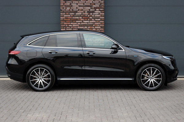 Mercedes-Benz EQC 400 4MATIC Premium+ AMG Line 80 kWh | Schuifdak | Distronic+ | Burmester | Memory | Parfumering | Keyless Go | Surround Camera | HUD | Multibeam LED | Mercedes-Benz EQC 400 4MATIC Premium+ AMG Line 80 kWh | Schuifdak | Distronic+ | Burmester | Memory | Parfumering | Keyless Go | Surround Camera | HUD | Multibeam LED |