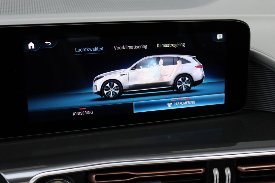 Mercedes-Benz EQC 400 4MATIC Premium+ AMG Line 80 kWh | Schuifdak | Distronic+ | Burmester | Memory | Parfumering | Keyless Go | Surround Camera | HUD | Multibeam LED | Mercedes-Benz EQC 400 4MATIC Premium+ AMG Line 80 kWh | Schuifdak | Distronic+ | Burmester | Memory | Parfumering | Keyless Go | Surround Camera | HUD | Multibeam LED |