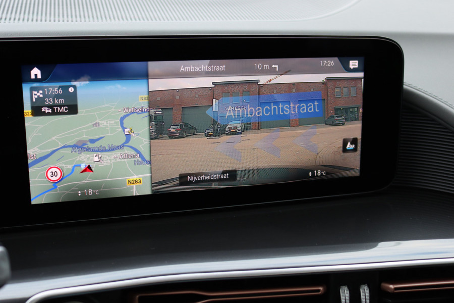 Mercedes-Benz EQC 400 4MATIC Premium+ AMG Line 80 kWh | Schuifdak | Distronic+ | Burmester | Memory | Parfumering | Keyless Go | Surround Camera | HUD | Multibeam LED | Mercedes-Benz EQC 400 4MATIC Premium+ AMG Line 80 kWh | Schuifdak | Distronic+ | Burmester | Memory | Parfumering | Keyless Go | Surround Camera | HUD | Multibeam LED |