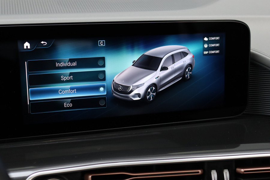 Mercedes-Benz EQC 400 4MATIC Premium+ AMG Line 80 kWh | Schuifdak | Distronic+ | Burmester | Memory | Parfumering | Keyless Go | Surround Camera | HUD | Multibeam LED | Mercedes-Benz EQC 400 4MATIC Premium+ AMG Line 80 kWh | Schuifdak | Distronic+ | Burmester | Memory | Parfumering | Keyless Go | Surround Camera | HUD | Multibeam LED |