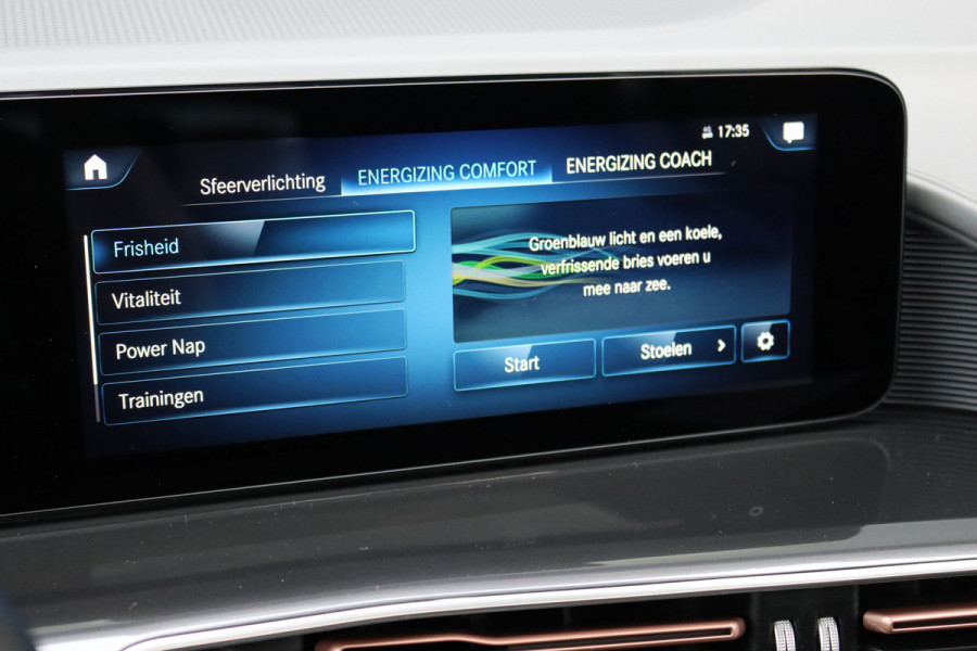 Mercedes-Benz EQC 400 4MATIC Premium+ AMG Line 80 kWh | Schuifdak | Distronic+ | Burmester | Memory | Parfumering | Keyless Go | Surround Camera | HUD | Multibeam LED | Mercedes-Benz EQC 400 4MATIC Premium+ AMG Line 80 kWh | Schuifdak | Distronic+ | Burmester | Memory | Parfumering | Keyless Go | Surround Camera | HUD | Multibeam LED |