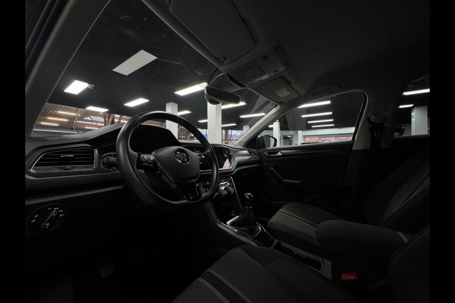 Volkswagen T-Roc 1.0 TSI | PDC | ACC | Lane assist |CARPLAY| Volkswagen T-Roc 1.0 TSI | PDC | ACC | Lane assist |CARPLAY|