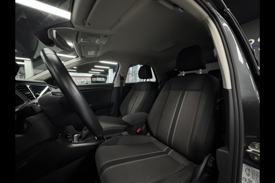 Volkswagen T-Roc 1.0 TSI | PDC | ACC | Lane assist |CARPLAY| Volkswagen T-Roc 1.0 TSI | PDC | ACC | Lane assist |CARPLAY|