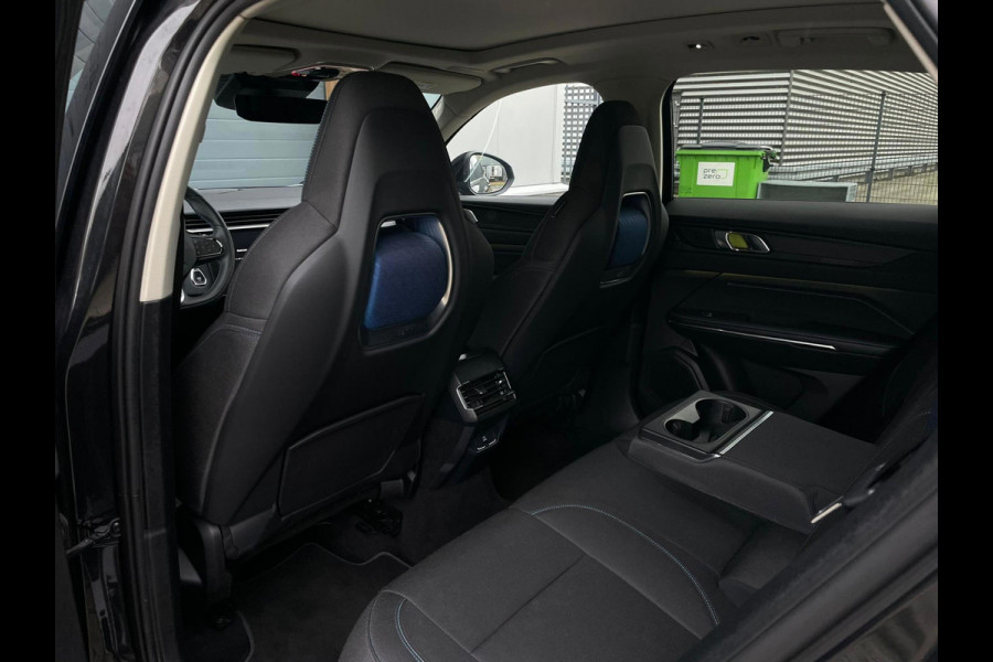 Lynk & Co RS Shadow Edition 01 1.5 262PK Pano 360° Navi Adapt cruise 262PK Elekr. Achterklep Lynk & Co RS Shadow Edition 01 1.5 262PK Pano 360° Navi Adapt cruise 262PK Elekr. Achterklep