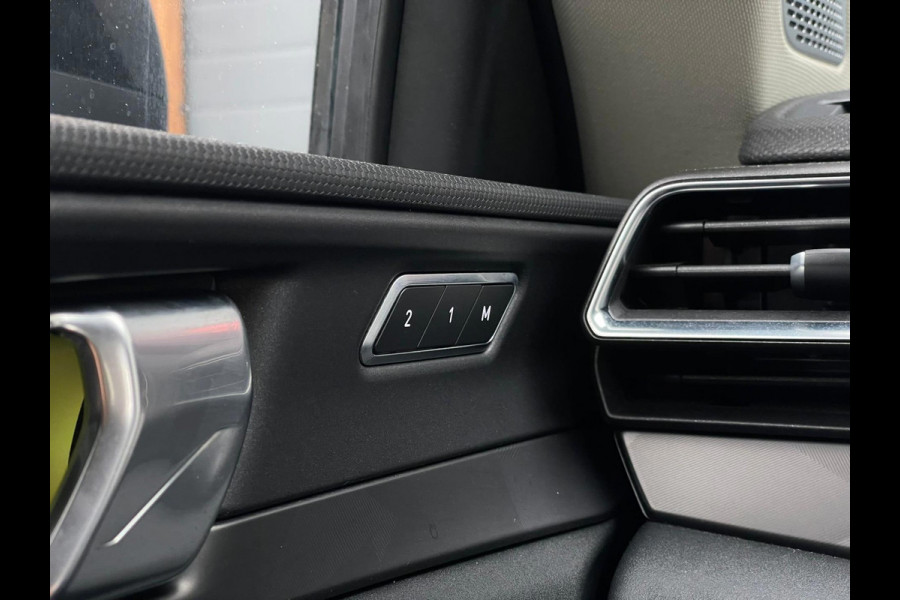 Lynk & Co RS Shadow Edition 01 1.5 262PK Pano 360° Navi Adapt cruise 262PK Elekr. Achterklep Lynk & Co RS Shadow Edition 01 1.5 262PK Pano 360° Navi Adapt cruise 262PK Elekr. Achterklep