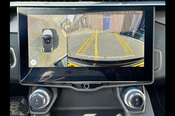 Lynk & Co 01 1.5 Plug in Hybrid 261pk | SkyRoof | 360° Camera | Climate Pack | Pilot Assist | Park Assist | Carplay Android auto