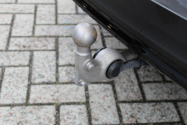 Volvo XC40 1.5 T4 Plug-in hybrid Plus Dark | Nieuwe auto | HK audio | 360° Camera | Trekhaak | Climate Pack | Pilot- Park Assist | Volvo XC40 1.5 T4 Plug-in hybrid Plus Dark | Nieuwe auto | HK audio | 360° Camera | Trekhaak | Climate Pack | Pilot- Park Assist |
