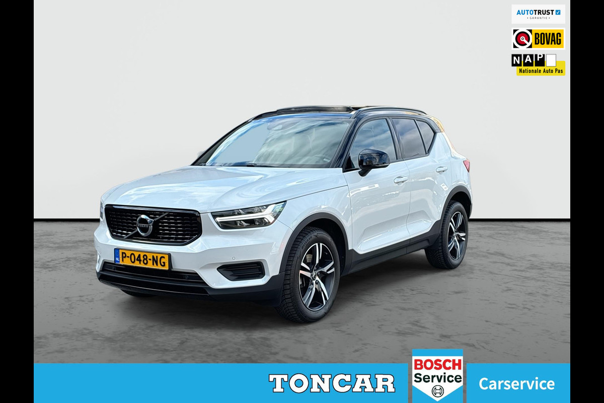 Volvo XC40 2.0 B3 R-Design | SkyRoof | Pilot Assist| Park Assist | 18" Lm-velgen | Two Tone Lak | Apple Carplay / Android Auto
