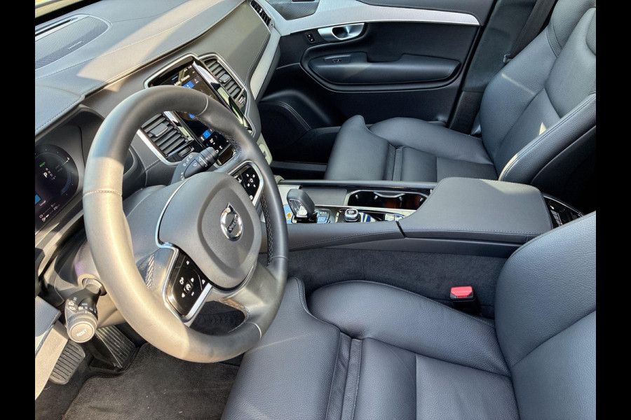 Volvo XC90 2.0 T8 Recharge AWD Ultimate Bright 454PK! | SkyRoof | HARMAN KARDON | 360° | TREKHAAK | HEAD-UP DISP | ZEER COMPLEET Volvo XC90 2.0 T8 Recharge AWD Ultimate Bright 454PK! | SkyRoof | HARMAN KARDON | 360° | TREKHAAK | HEAD-UP DISP | ZEER COMPLEET