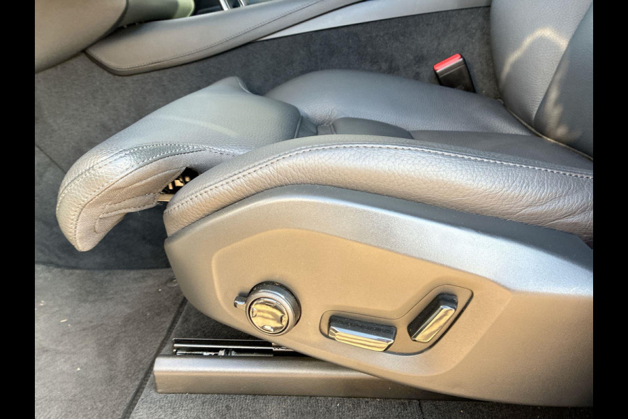 Volvo XC90 2.0 T8 Recharge AWD Ultimate Bright 454PK! | SkyRoof | HARMAN KARDON | 360° | TREKHAAK | HEAD-UP DISP | ZEER COMPLEET Volvo XC90 2.0 T8 Recharge AWD Ultimate Bright 454PK! | SkyRoof | HARMAN KARDON | 360° | TREKHAAK | HEAD-UP DISP | ZEER COMPLEET
