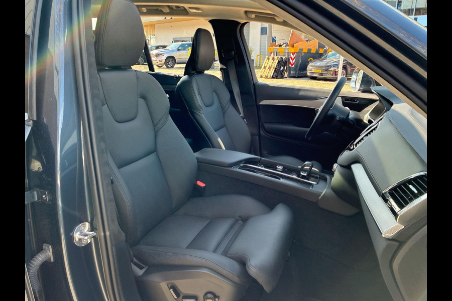Volvo XC90 2.0 T8 Recharge AWD Ultimate Bright 454PK! | SkyRoof | HARMAN KARDON | 360° | TREKHAAK | HEAD-UP DISP | ZEER COMPLEET Volvo XC90 2.0 T8 Recharge AWD Ultimate Bright 454PK! | SkyRoof | HARMAN KARDON | 360° | TREKHAAK | HEAD-UP DISP | ZEER COMPLEET
