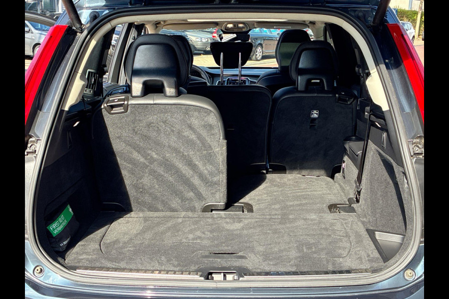 Volvo XC90 2.0 T8 Recharge AWD Ultimate Bright 454PK! | SkyRoof | HARMAN KARDON | 360° | TREKHAAK | HEAD-UP DISP | ZEER COMPLEET Volvo XC90 2.0 T8 Recharge AWD Ultimate Bright 454PK! | SkyRoof | HARMAN KARDON | 360° | TREKHAAK | HEAD-UP DISP | ZEER COMPLEET
