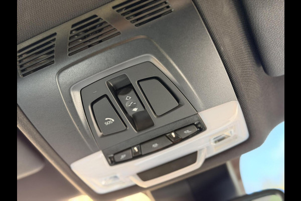 BMW X2 sDrive20i M-sport Automaat | Panoramadak | DAB | LED verlichting | 20 inch | Schakelflippers | Lederen bekleding | Stoelverwarmi BMW X2 sDrive20i M-sport Automaat | Panoramadak | DAB | LED verlichting | 20 inch | Schakelflippers | Lederen bekleding | Stoelverwarmi