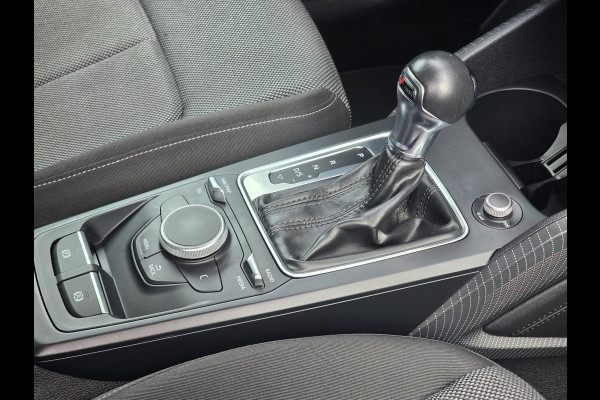 Audi Q2 1.0 TFSI S Line / AUT / NAP / Navi / Airco / Elek Pakket / Cruise Control / Led / Pdc / Allu Velgen