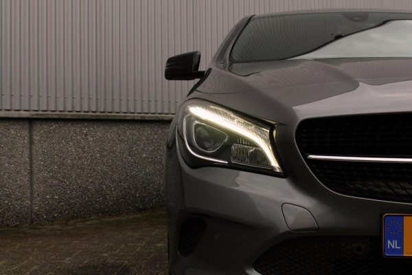 Mercedes-Benz CLA-Klasse Shooting Brake CLA 200 Aut. Night Star Carplay, Camera, Sfeerverl.