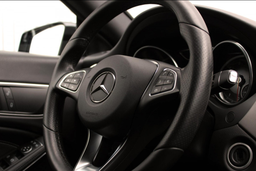 Mercedes-Benz CLA-Klasse Shooting Brake CLA 200 Aut. Night Star Carplay, Camera, Sfeerverl.