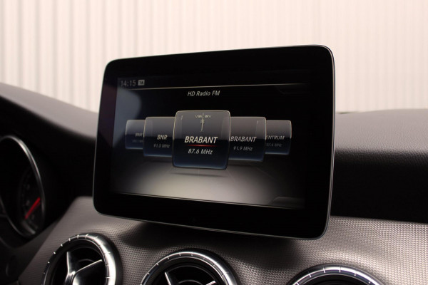 Mercedes-Benz CLA-Klasse Shooting Brake CLA 200 Aut. Night Star Carplay, Camera, Sfeerverl.