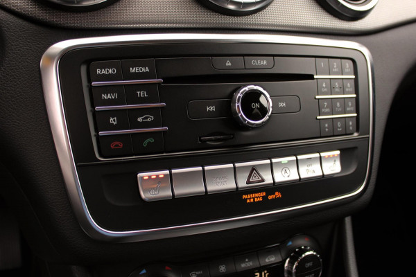 Mercedes-Benz CLA-Klasse Shooting Brake CLA 200 Aut. Night Star Carplay, Camera, Sfeerverl.