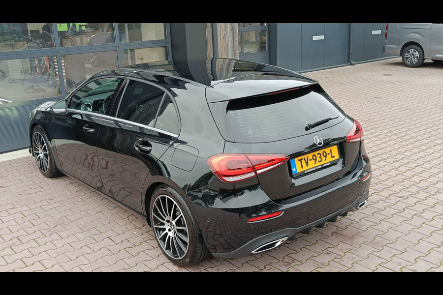 Mercedes-Benz A-Klasse 200 Business Solution Plus Upgrade | Wide Screen | Navi | Stoelverw. | LED/Xenon | Camera |