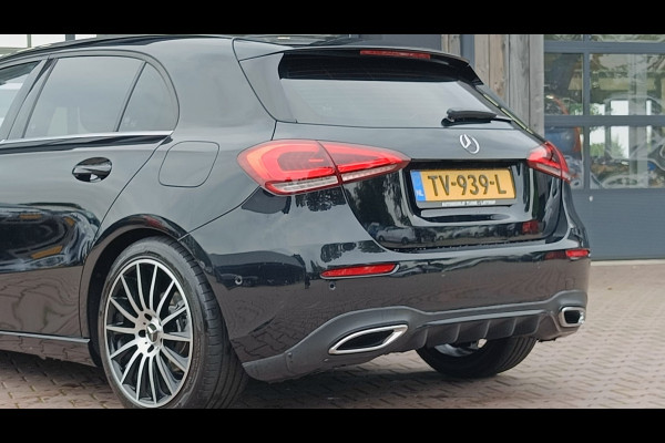 Mercedes-Benz A-Klasse 200 Business Solution Plus Upgrade | Wide Screen | Navi | Stoelverw. | LED/Xenon | Camera |