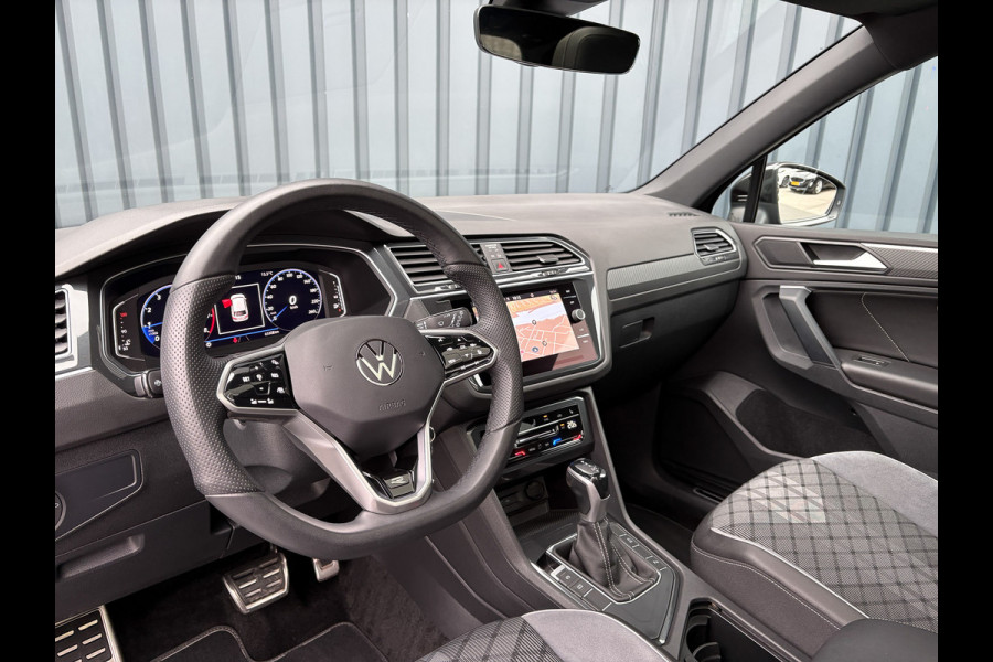 Volkswagen Tiguan 1.5 TSI R-Line Black Style | Panodak | Elk. A-klep | IQ Light | Camera | Prijs Rijklaar!! Volkswagen Tiguan 1.5 TSI R-Line Black Style | Panodak | Elk. A-klep | IQ Light | Camera | Prijs Rijklaar!!