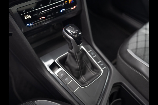 Volkswagen Tiguan 1.5 TSI R-Line Black Style | Panodak | Elk. A-klep | IQ Light | Camera | Prijs Rijklaar!! Volkswagen Tiguan 1.5 TSI R-Line Black Style | Panodak | Elk. A-klep | IQ Light | Camera | Prijs Rijklaar!!