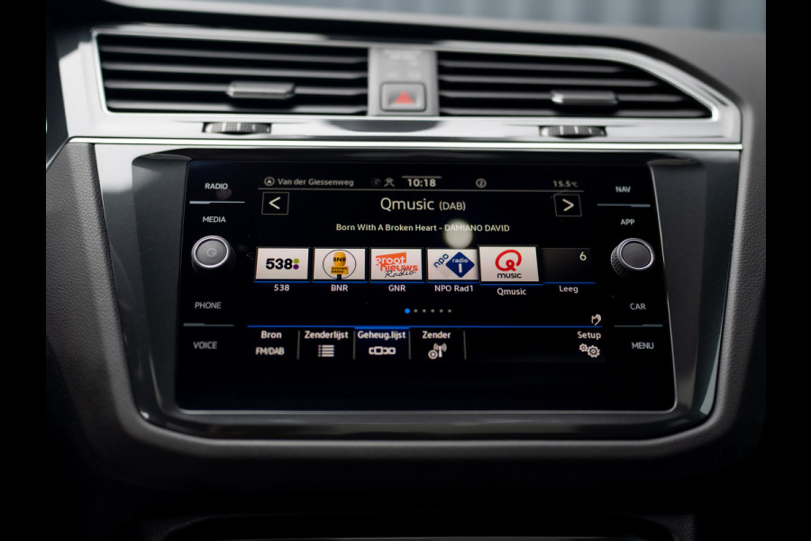 Volkswagen Tiguan 1.5 TSI R-Line Black Style | Panodak | Elk. A-klep | IQ Light | Camera | Prijs Rijklaar!! Volkswagen Tiguan 1.5 TSI R-Line Black Style | Panodak | Elk. A-klep | IQ Light | Camera | Prijs Rijklaar!!