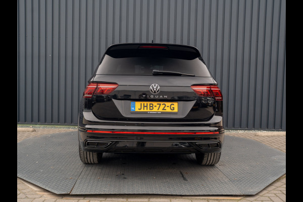 Volkswagen Tiguan 1.5 TSI R-Line Black Style | Panodak | Elk. A-klep | IQ Light | Camera | Prijs Rijklaar!! Volkswagen Tiguan 1.5 TSI R-Line Black Style | Panodak | Elk. A-klep | IQ Light | Camera | Prijs Rijklaar!!