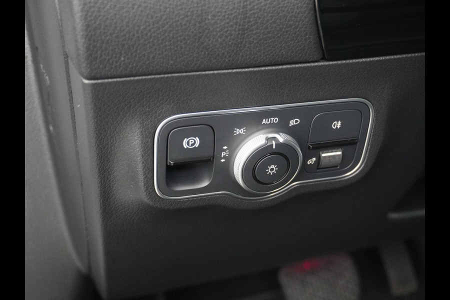 Mercedes-Benz EQA 250 Luxury Line 67 kWh LEDER | AMBILIGHT | CAMERA | PANORAMADAK | RIJKLAARPRIJS INCL. 12MND BOVAG Mercedes-Benz EQA 250 Luxury Line 67 kWh LEDER | AMBILIGHT | CAMERA | PANORAMADAK | RIJKLAARPRIJS INCL. 12MND BOVAG