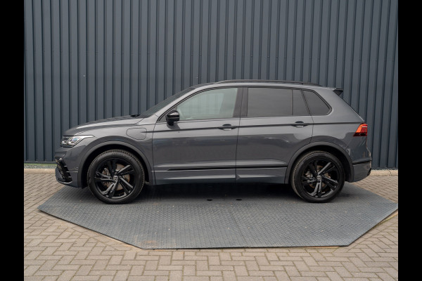 Volkswagen Tiguan 1.4 TSI eHybrid R-Line Business+ | Trekhaak wegkl. | Head Up | Keyless | Side Assist | Elk. A-klep | Prijs Rijklaar!! Volkswagen Tiguan 1.4 TSI eHybrid R-Line Business+ | Trekhaak wegkl. | Head Up | Keyless | Side Assist | Elk. A-klep | Prijs Rijklaar!!