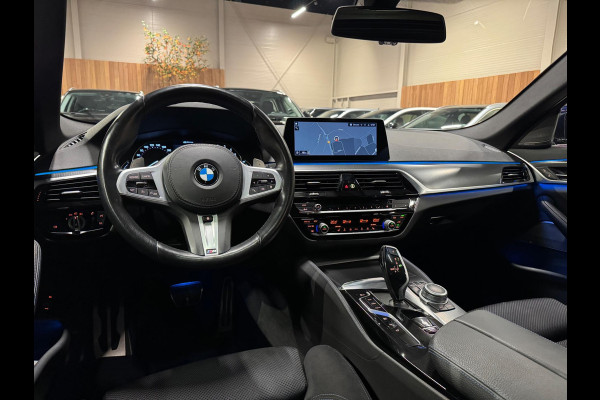 BMW 5 Serie Touring 530e 292PK M Pakket, Laser Led, Pano, Camera, Alcantara, Ambiënte Light, Hud, PDC, Dealer Onderhoud