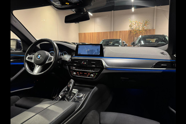 BMW 5 Serie Touring 530e 292PK M Pakket, Laser Led, Pano, Camera, Alcantara, Ambiënte Light, Hud, PDC, Dealer Onderhoud