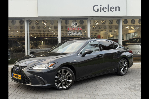 Lexus ES 300h F Sport Line | Eerste eigenaar, Schuifdak, Memory, Stoel + Stuurverwarming, 19 inch, LED, Apple CarPlay/Android auto Lexus ES 300h F Sport Line | Eerste eigenaar, Schuifdak, Memory, Stoel + Stuurverwarming, 19 inch, LED, Apple CarPlay/Android auto