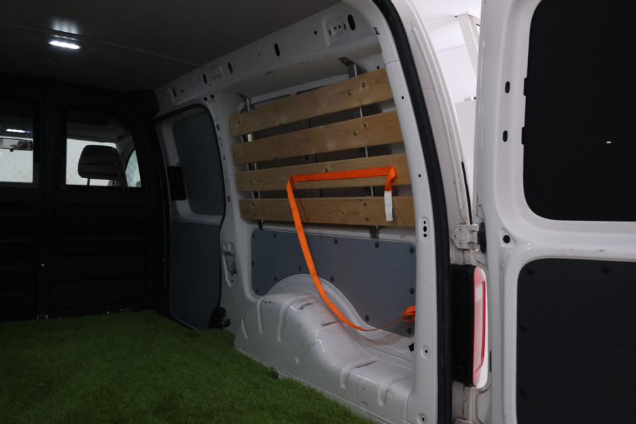 Volkswagen Caddy 2.0 TDI L2H1 BMT Maxi Comfortline Navigatie, Airco, MARGE!