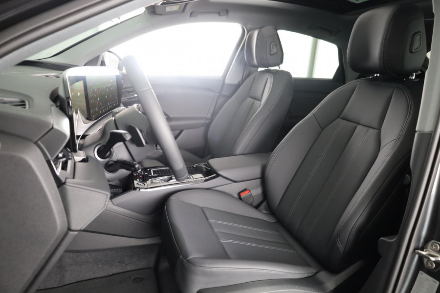 Audi Q6 Sportback e-tron Advanced edition 83 kWh 252pk | Panoramadak | Lederen bekleding | Luchtvering | 21 inch Lichtmetalen velgen Audi Q6 Sportback e-tron Advanced edition 83 kWh 252pk | Panoramadak | Lederen bekleding | Luchtvering | 21 inch Lichtmetalen velgen
