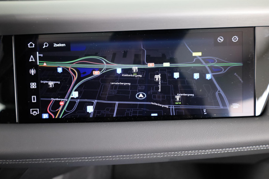 Audi Q6 Sportback e-tron Advanced edition 83 kWh 252pk | Panoramadak | Lederen bekleding | Luchtvering | 21 inch Lichtmetalen velgen Audi Q6 Sportback e-tron Advanced edition 83 kWh 252pk | Panoramadak | Lederen bekleding | Luchtvering | 21 inch Lichtmetalen velgen