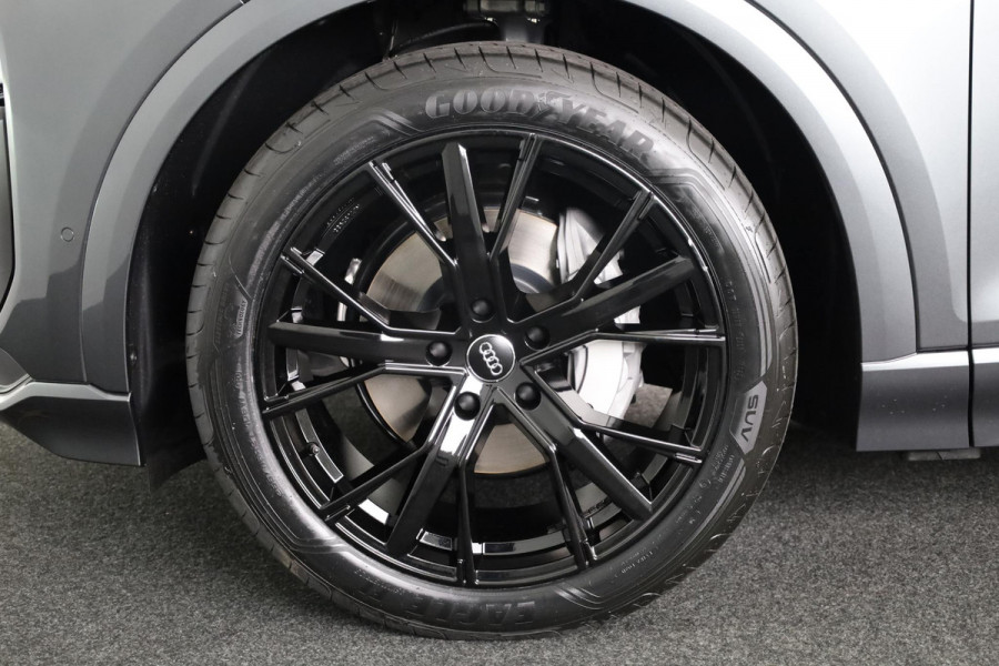 Audi Q6 Sportback e-tron Advanced edition 83 kWh 252pk | Panoramadak | Lederen bekleding | Luchtvering | 21 inch Lichtmetalen velgen Audi Q6 Sportback e-tron Advanced edition 83 kWh 252pk | Panoramadak | Lederen bekleding | Luchtvering | 21 inch Lichtmetalen velgen
