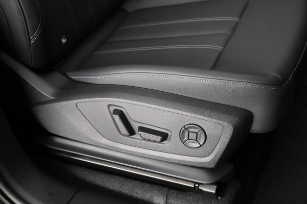 Audi Q6 Sportback e-tron Advanced edition 83 kWh 252pk | Panoramadak | Lederen bekleding | Luchtvering | 21 inch Lichtmetalen velgen Audi Q6 Sportback e-tron Advanced edition 83 kWh 252pk | Panoramadak | Lederen bekleding | Luchtvering | 21 inch Lichtmetalen velgen