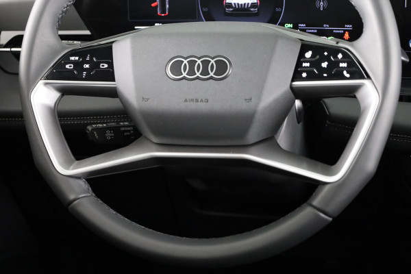 Audi Q6 Sportback e-tron Advanced edition 83 kWh 252pk | Panoramadak | Lederen bekleding | Luchtvering | 21 inch Lichtmetalen velgen Audi Q6 Sportback e-tron Advanced edition 83 kWh 252pk | Panoramadak | Lederen bekleding | Luchtvering | 21 inch Lichtmetalen velgen