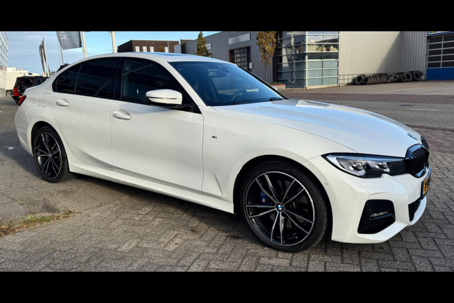 BMW 3-serie 330e xDrive BMW 3-serie 330e xDrive