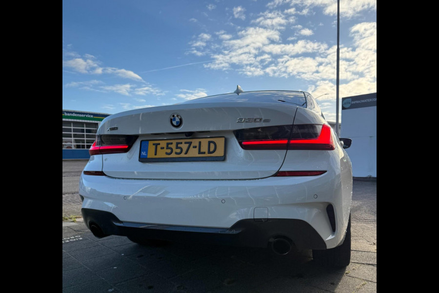 BMW 3-serie 330e xDrive BMW 3-serie 330e xDrive