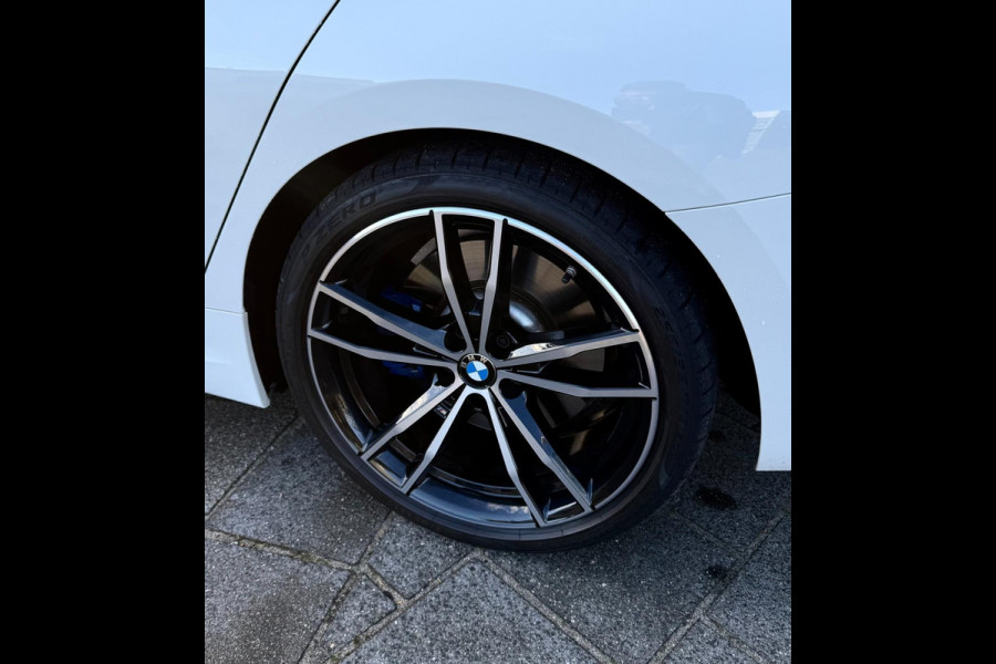 BMW 3-serie 330e xDrive BMW 3-serie 330e xDrive