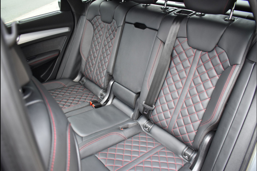 Audi Q5 50 TFSI e S-Line 299 Pk Black Ed RS-Stoel Rood Stiksel Pano Luchtvering Keyless 360 Camera 21 Inch Audi Q5 50 TFSI e S-Line 299 Pk Black Ed RS-Stoel Rood Stiksel Pano Luchtvering Keyless 360 Camera 21 Inch