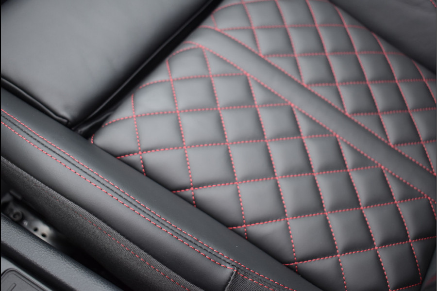 Audi Q5 50 TFSI e S-Line 299 Pk Black Ed RS-Stoel Rood Stiksel Pano Luchtvering Keyless 360 Camera 21 Inch Audi Q5 50 TFSI e S-Line 299 Pk Black Ed RS-Stoel Rood Stiksel Pano Luchtvering Keyless 360 Camera 21 Inch