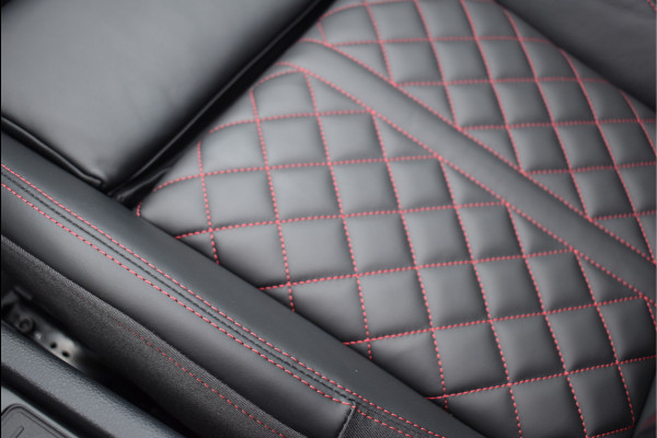 Audi Q5 50 TFSI e S-Line 299 Pk Black Ed RS-Stoel Rood Stiksel Pano Luchtvering Keyless 360 Camera 21 Inch Audi Q5 50 TFSI e S-Line 299 Pk Black Ed RS-Stoel Rood Stiksel Pano Luchtvering Keyless 360 Camera 21 Inch